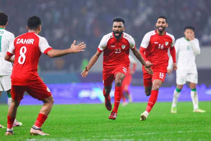 عمان تقصي السعودية في طريقهما لمربع الذهب في خليجي 25