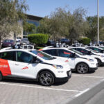 رسمياً: دبي تطلق سيارات ذاتية القيادة لا تحتاج الى سائق وهذا هو سعرها