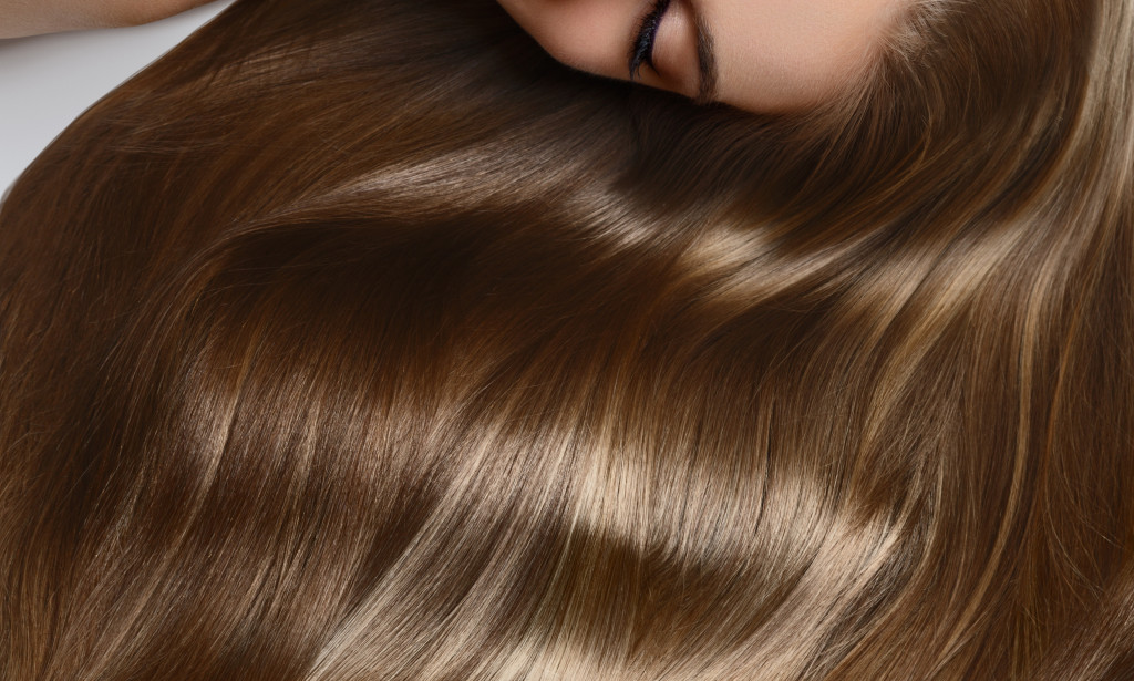 وصفة مجربة لتطويل الشعر لمنتصف الظهر خلال اسابيع فقط