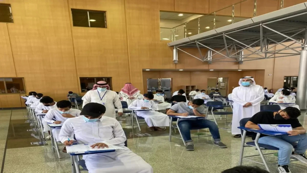 رسمي بقرار جديد من التعليم.. الغياب يحرم الطلاب في السعودية من امتيازات جديدة واولياء الأمور يدفعون الثمن بعد العيد