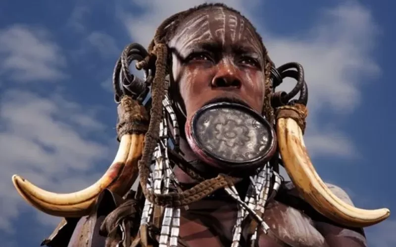 شعب متوحش يشربون دماء البشر ويقطعون اجزاء حساسه من اجساد الفتيات لسبب صادم احذر ان تزورهم والا