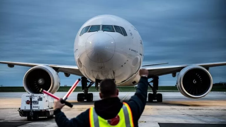 السعودية تعلن توطين هذه المهنة التي كانت للمقيمين فقط وتعلن ترحيل كل من كان يعمل فيها