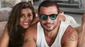 كشف المستور في السبب الحقيقي لطرد دينا الشربيني من بيت عمرو دياب بملابس النوم