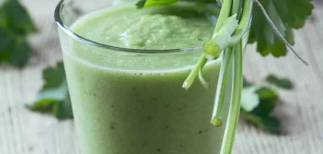 مغلي البقدونس المشروب الخارق وهذا هو افضل وقت لتناوله