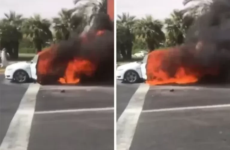 بالفيديو: احتراق سيارة بالكامل في السعودية اثناء توقفها في اشارة مرور والسبب لا يخطر على بال