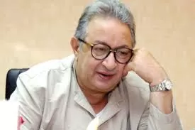 شاهد: مفاجأة صادمة تكشف لأول مرة بعد سنوات من رحيله ،، جواز سفر نور الشريف يكشف عن ديانته وإسمه الحقيقي! (شاهد)