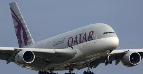 إيران تكشف تفاصيل هدية أمير قطر للرئيس الجديد وكم يبلغ قيمة الطائرة