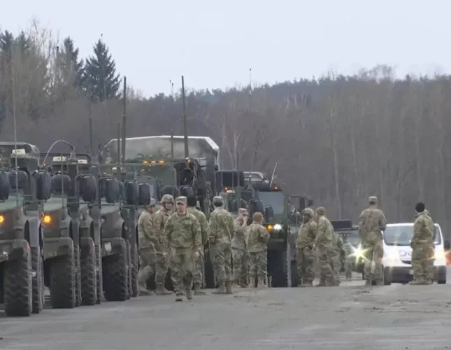 حشود غير مسبوقة على الحدود بين روسيا واوكرانيا فمن سيكون صاحب الطلقة الأولى؟