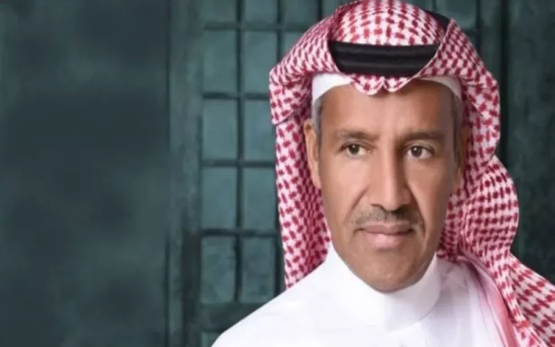 الفنان السعودي خالد عبدالرحمن يكشف عن شيء غريب استوقفه داخل المقابر أثناء زيارة والدته