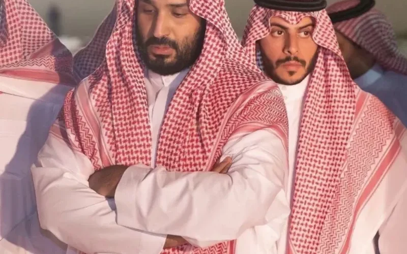 شاهد: السر الخطير حول الحارس الشخصي للأمير محمد بن سلمان يشعل السعودية