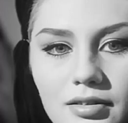 فيلم سهير رمزي الممنوع من العرض الذي ظهرت فيه عارية تماماً بحيلة خبيثة من المخرج