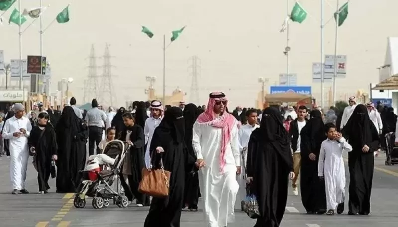 للمقيمين في السعودية.: تحذير من سلوك تقع فيه يومياً يكلفك غرامة الف ريال في كل مرة