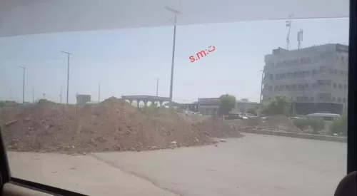 صورة وحدث.. هكذا يبدو شارع رئيسي في عدن