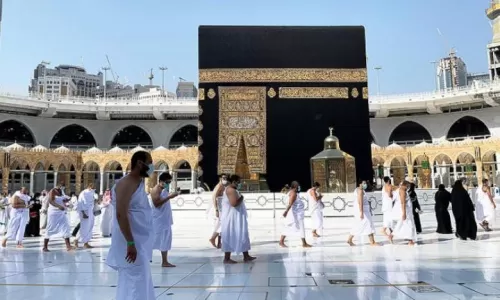 هكذا تم اصدار اول تأشيرة عمرة لليمن