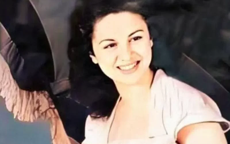 شهود عيان يكشفون بعد سنوات سر سقوط نعش فاتن حمامة اثناء حملها لدفنها وسر هستريا فاروق الفيشاوي امام قبرها