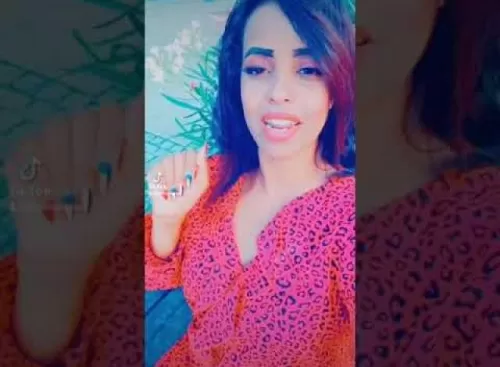 الفيديو الكامل لليمنية التي اساءت للنبي محمد وهذا ما قالته بالضبط