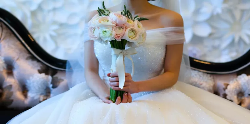 ما فعلته حماة هذه العروسة في ليلة دخلتها شيء مرعب لا يمكن وصفه والعروسة تنهار تحت قدميها لتتركها وشأنها