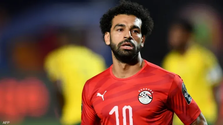 بالفيديو: مواجهة ساخنة بين محمد صلاح ،جمهوره المصري