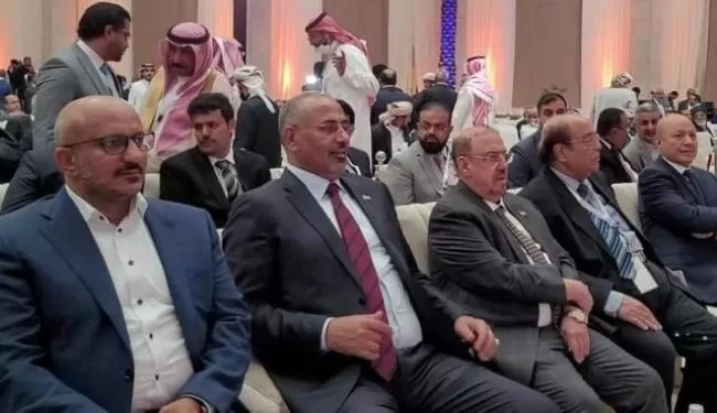 خوفاً على منصبه ؟ ما السر وراء صمت البركاني وعدم اعلان تأييده لنقل السلطة وتشكيل هيئات جديدة للدولة ؟
