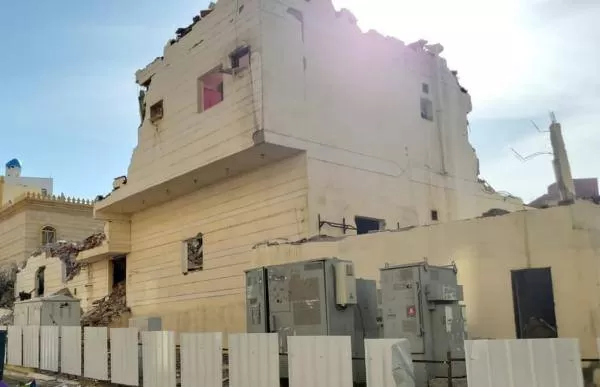 أمانة جدة:إزالة مبنى مخالف واعادتها لمستحقيها