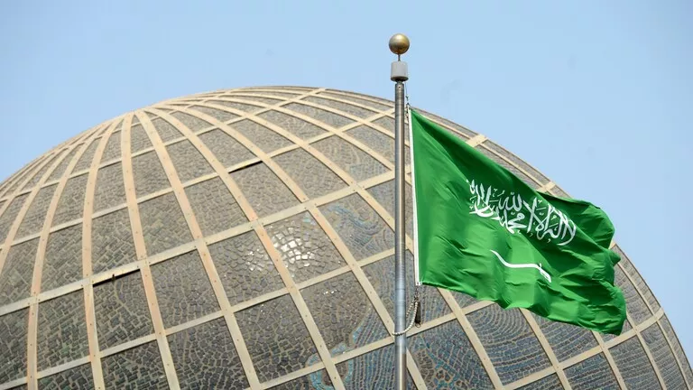 الداخلية السعودية: تعلن منح كل هؤلاء الوافدين في المملكة الاقامة الدائمة في السعودية بشرط واحد وبسيط
