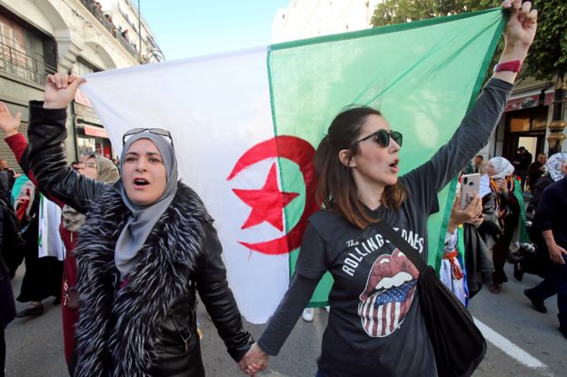 مسيرة للنساء في العاصمة الجزائر للاحتفال بيوم المرأة العالمي يوم الأحد.
