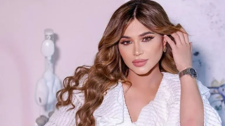 فاضح ووقح: نهى نبيل تشعل السعودية بأغلى مايوه في العالم