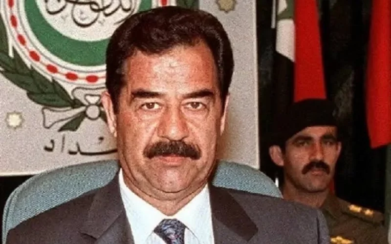 لن تصدق كيف تعامل رئيس العراق صدام حسين مع المواطن المصري خفيف الظل والعقل ؟