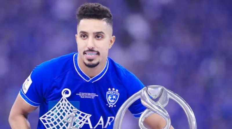 زوجة لاعب نادي الهلال السعودي سالم الدوسري تفاجئ العالم بحجم ثروتها الضخمة..