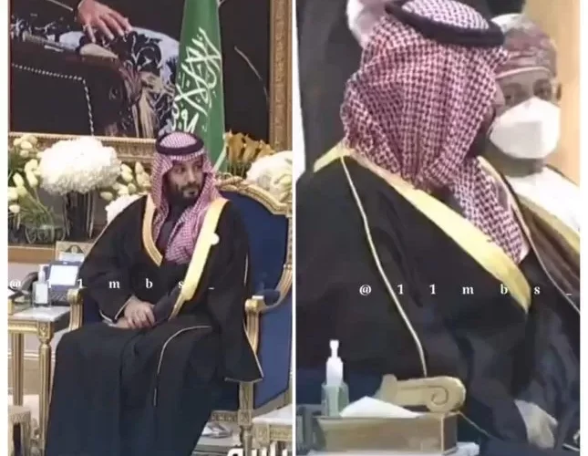 شاهد: اشارة غير متوقعة باليد من الأمير محمد بن سلمان اثناء استقبال وفد عُماني رفيع