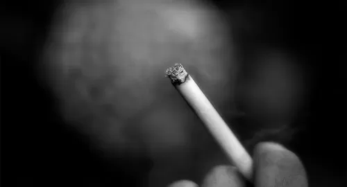 رقم صادم… كم سيجارة دخنها المصريون في مارس؟