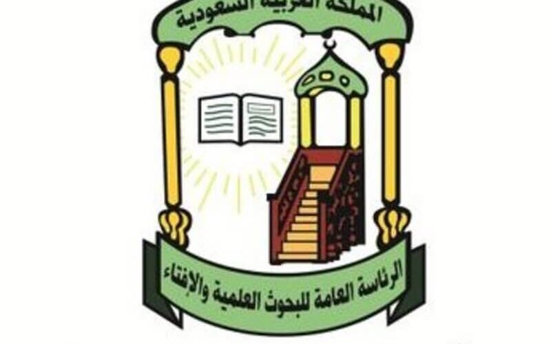 كبار العلماء: تعليق العمرة للمواطنين والمقيمين يتفق مع الشريعة