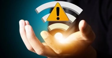 هكذا تتغلب على ضعف الإنترنت بالمنزل.. خدعة رخيصة وبسيطة لتقوية الواى فاى..شاهد