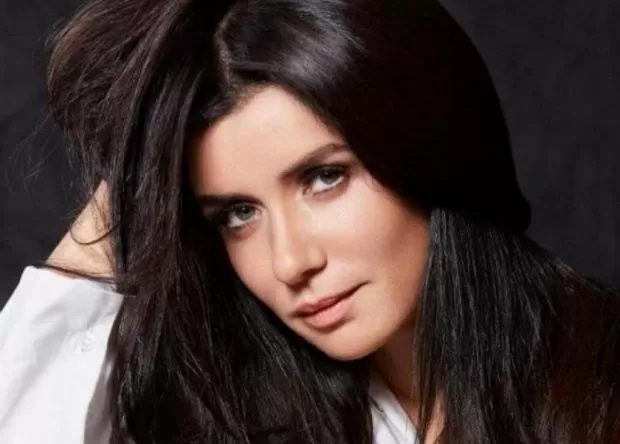 موعد مسرحية”فرصة سعيدة”للفنانة غادة عادل في موسم الرياض