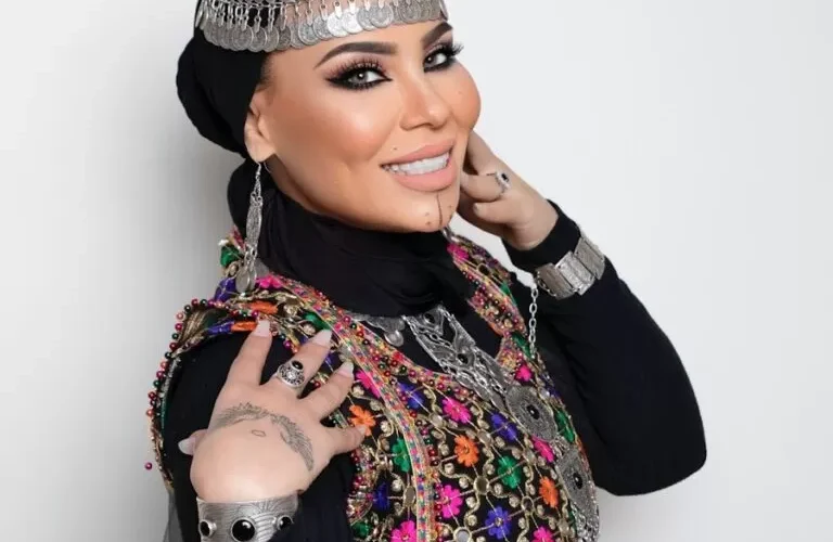 شاهد بالفيديو كشف المستور عن مسرحية طلاب جديدة بين شمس الاسطورة وتركي القرني