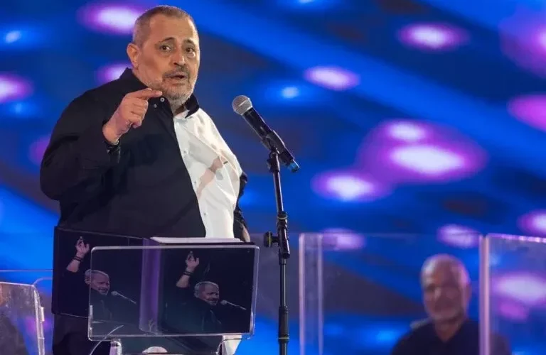 شاهد علامات الموت على جورج وسوف في جدة