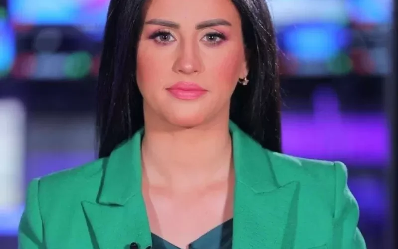 مذيعة اردنية بقناة إماراتية توجه رسالة للجنوبيين تطالبهم بهذا الامر