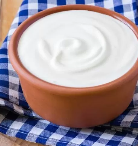 هذا ما يحدث في جسمك عندما تتناول كوب واحد من اللبن الرايب يومياً