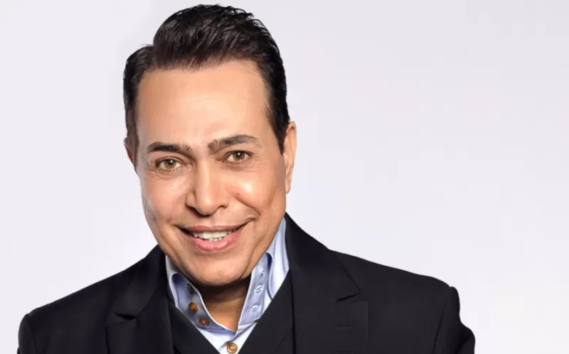 كشف المستور عن الزوجة الثانية للفنان الشعبي حكيم ولماذا يخفيها عن الناس رغم انها تشغل منصب رفيع جداً ومقربون منه يسربون تفاصيل حياته الخاصة