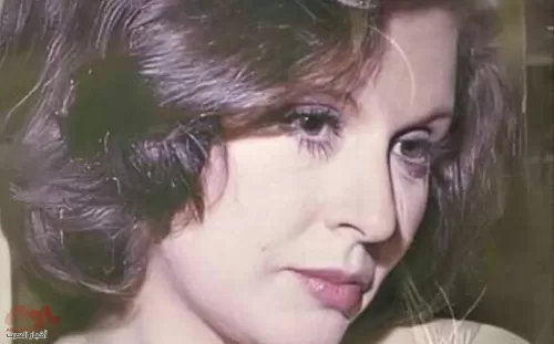 سعاد حسني اجبرت هذا الممثل على تقبيلها بطريقة ساخنة وجعلته يعيد المشهد عدة مرات حتى يتقن القبلات وقالت له لازم تبوس فمن يكون هذا الفنان؟