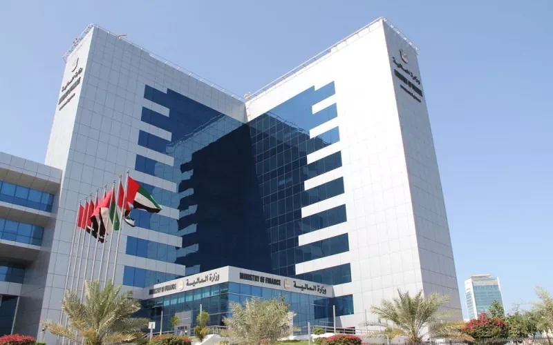 قائمة.. الغرامات بتطبيق ضريبة الشركات في الامارات بعد اصدار قانون جديد بتعديلها