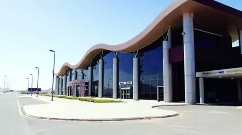 السعودية تفتتح مطار دولي جديد في هذه المدينة السياحية