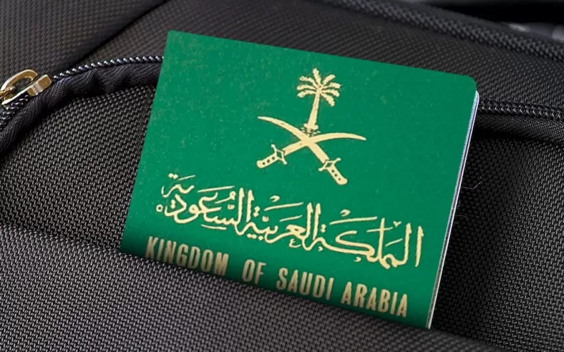 يُمنع من دخول المملكة 3 سنوات إلا في هذه الحالة.. توضيح هام من الجوازات السعودية بشأن قرار الإبعاد النهائي لمن خرج ولم يعد