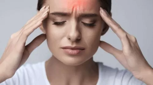 مكون خارق يخلصك من الصداع بدقائق دون الحاجة للمسكنات.. سيدهشك