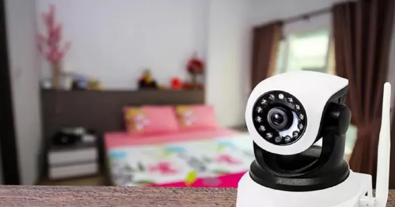 السعودية تشتعل بعد تسريب هذا الفيديو لمعلم وهو يبتز شقيقة زوجته بعد ان صورها في اوضاع عارية