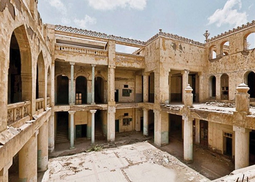 Ù‚ØµØ± Ø§Ù„Ø³Ù‚Ø§Ù