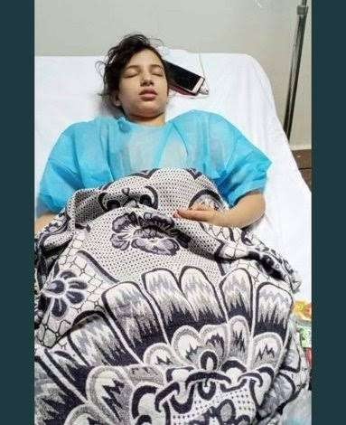 شاهد أول صورة لأم الطفلة اليمنية ” خديجة ” التي ادعت اغتصاب ابنتها