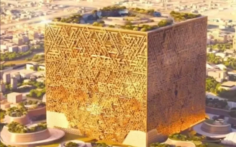 رد مدير مكتب ولي العهد يخرج عن صمته: الكعبة الجديدة بالسعودية تثير ضجة! بعد ضجة الدين الابراهيمي في الإمارات