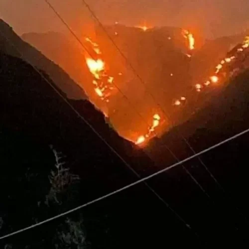 معلومات صادمة عن حريق يافع الذي ارعب الجميع .. هل هو بركان فعلاً؟