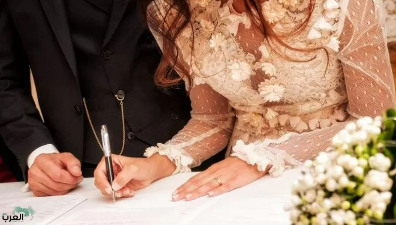 عروس تروي تفاصيل مروعة لما فعلته بها حماتها ليلة دخلتها فيما كان عريسها يتفرج فقط طوال الليل